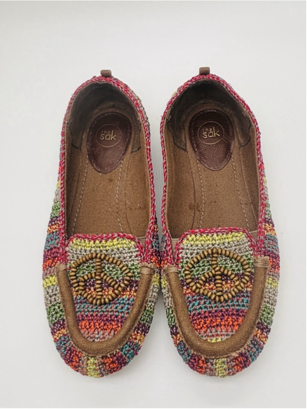The Sak Loafers Crochet Rainbow Beaded Peace Sign Size 6